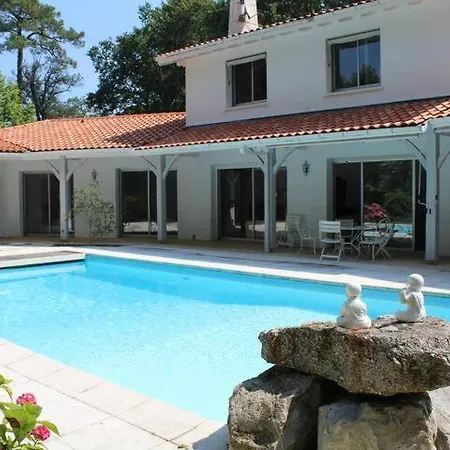 Villa Avec Piscine *