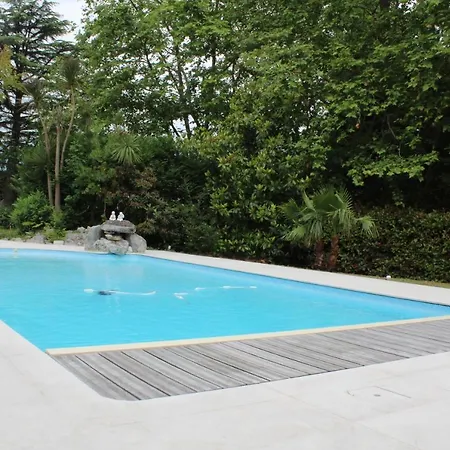 Avec Piscine Villa