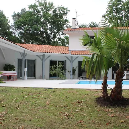 Villa Avec Piscine